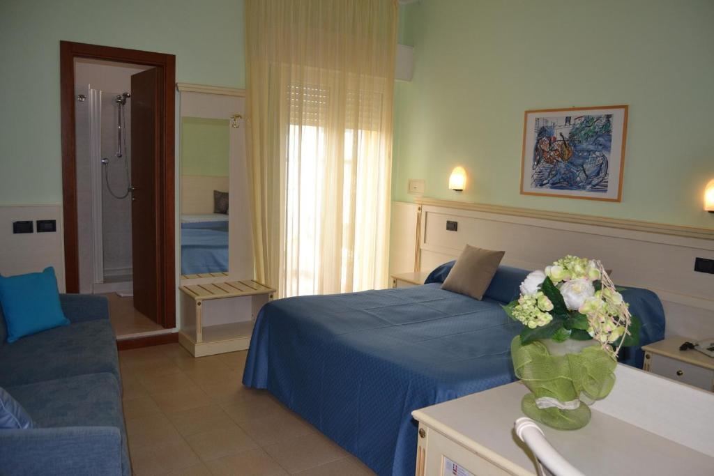 Hotel Zeus Rimini Exterior photo