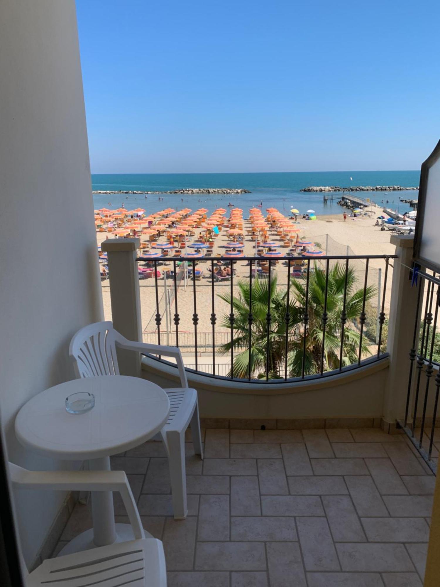 Hotel Zeus Rimini Room photo