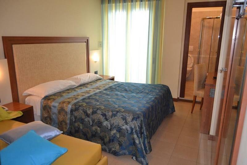 Hotel Zeus Rimini Exterior photo